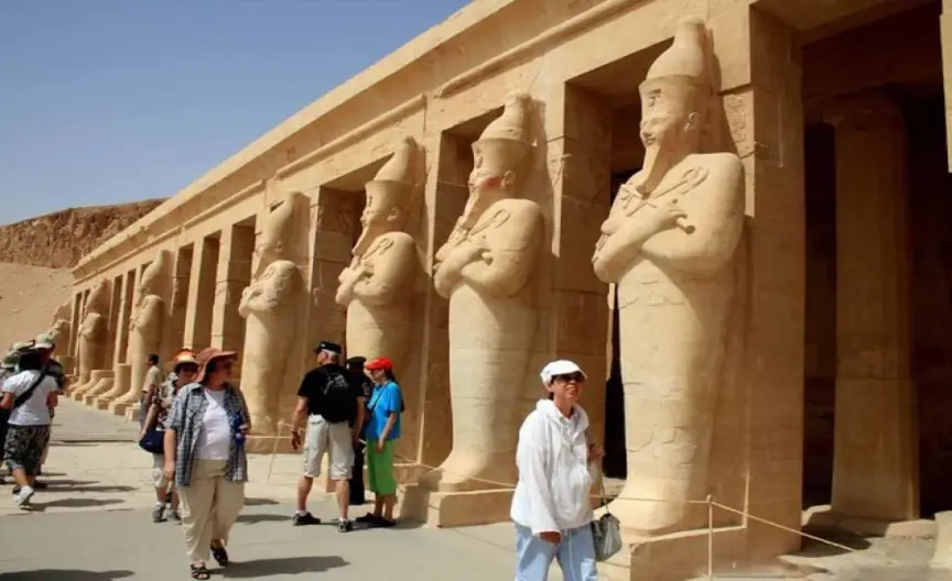 Full-Day Tour to East & West Banks of Luxor with Lunch